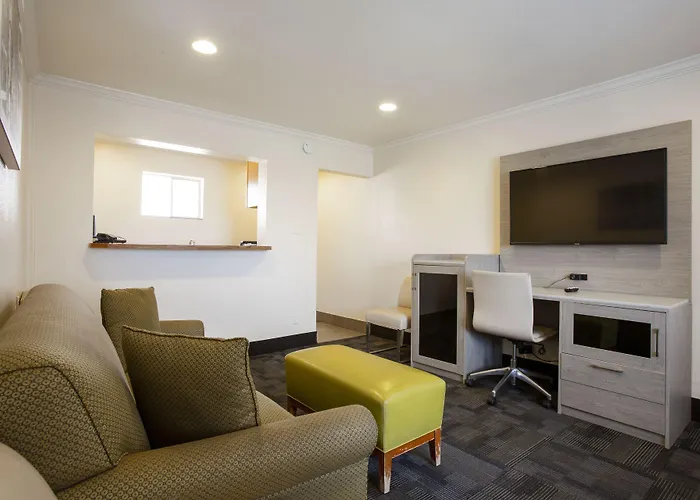 Aspen Flagstaff/ Grand Canyon Innsuites 3*